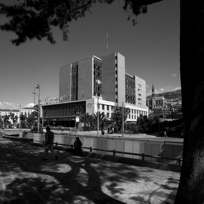 7 Edificios administrativos modernos y contemporáneos en de Quito