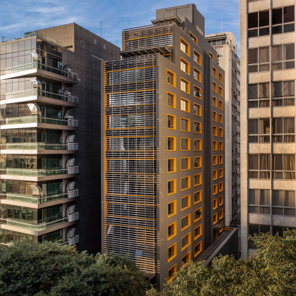 Dal Pian Arquitectos: Edificio Bravo Paulista Alameda Santos 1800