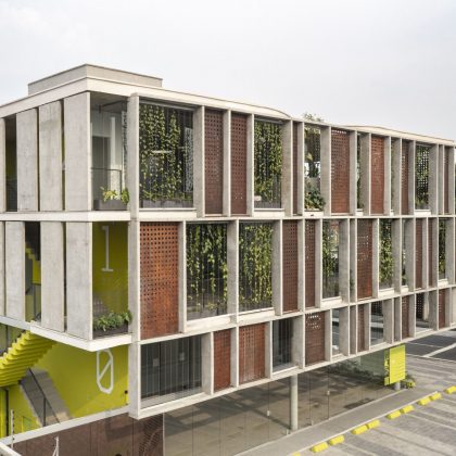 Vipe Arquitetura: Edificio comercial combina sostenibilidad y confort térmico