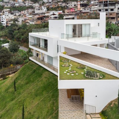 Castillo + Valdivieso arquitectos: CASA LULA