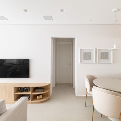 Bimá Arquitetura transforma 55 m² en un escenario para nuevos comienzos en el Apartamento Novel.